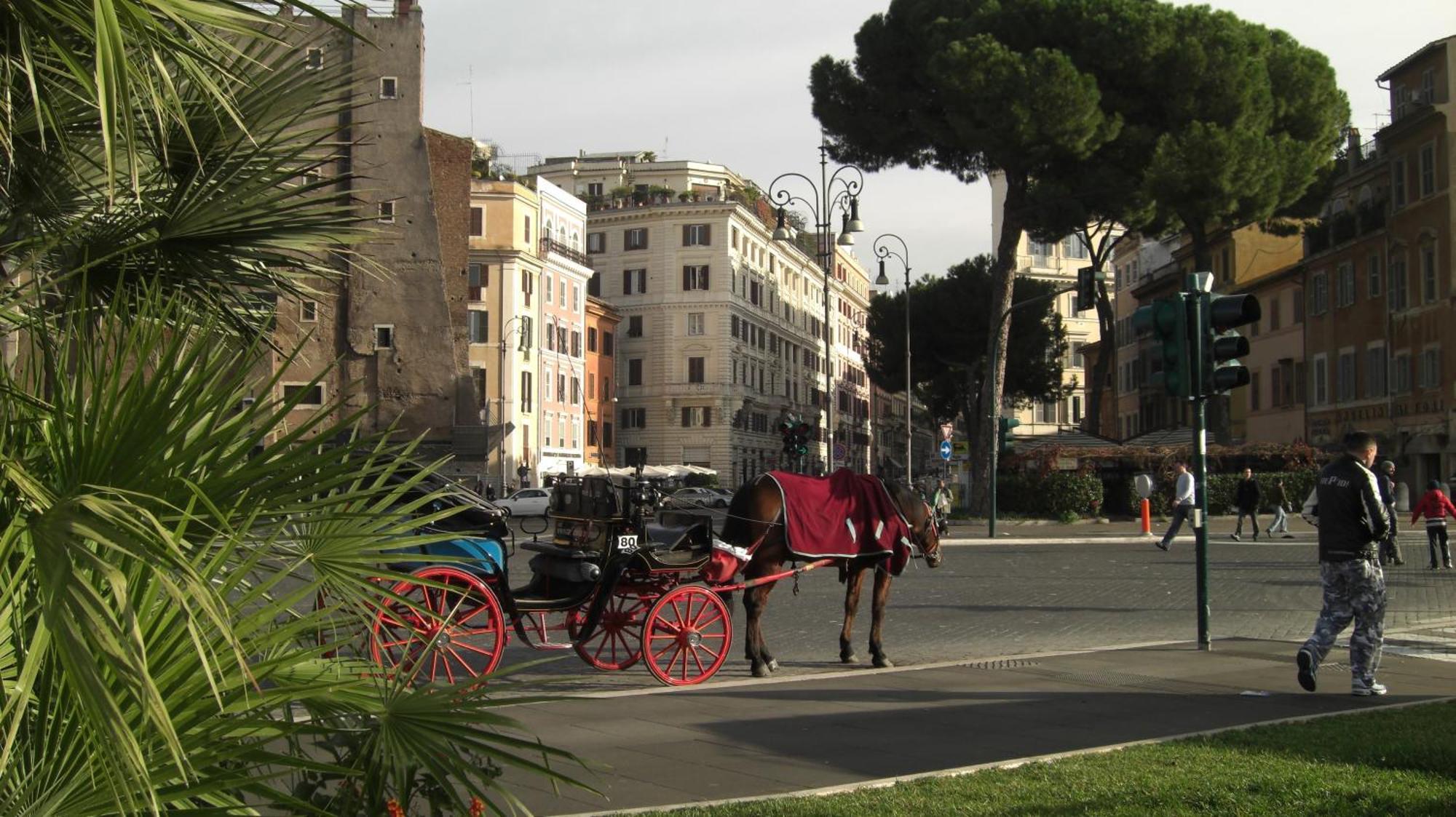 2 Passi Al Colosseo B&B Rome Exterior photo